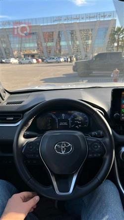 تويوتا راف 4